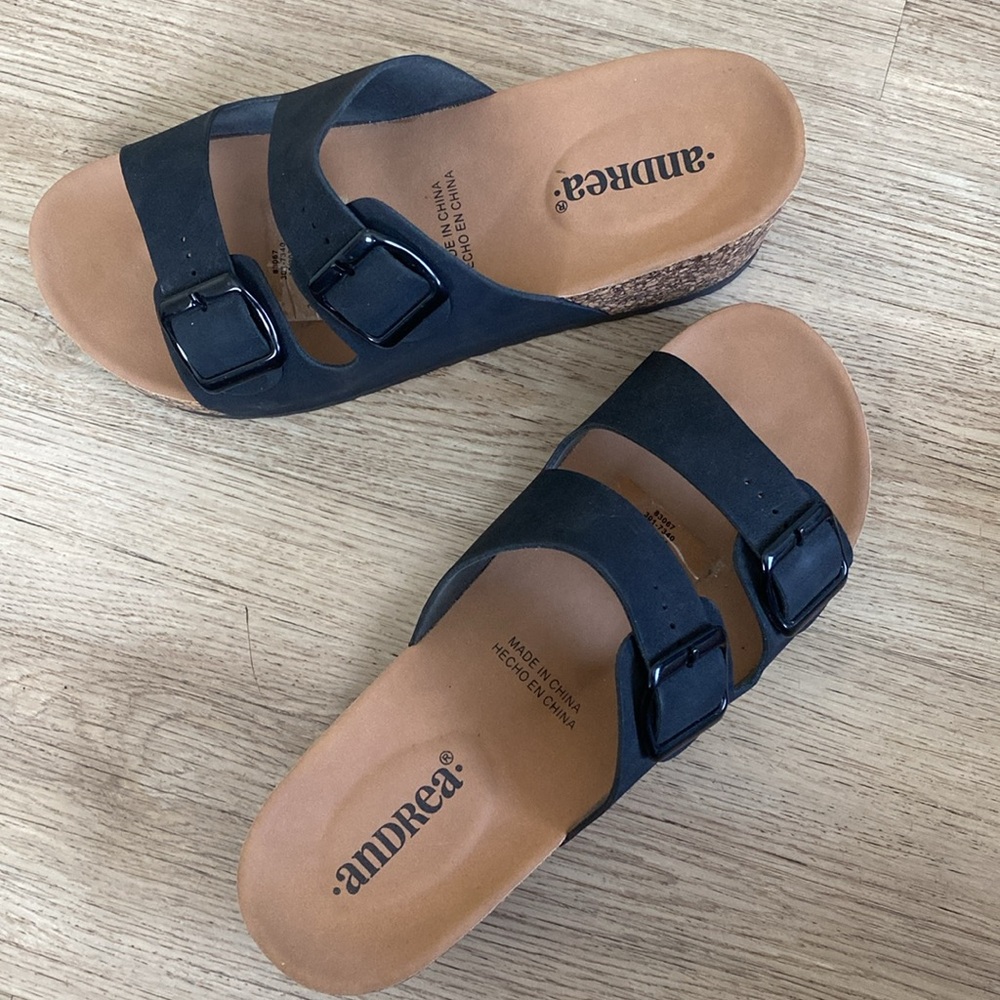 Sandals - Picture 9 of 9